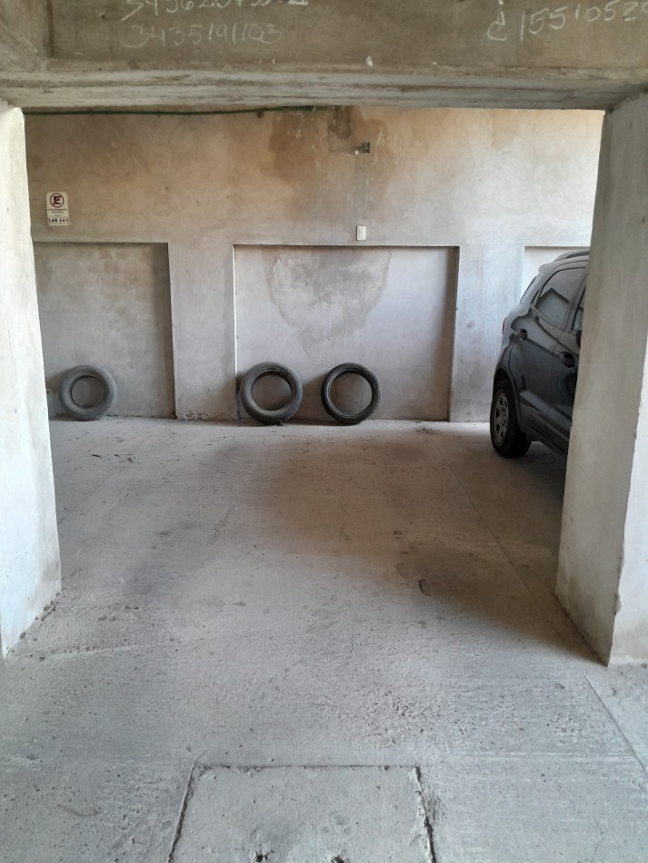 VENDEMOS DPTO DE 1 DORMITORIO CON COCHERA CALLE SALTA 849