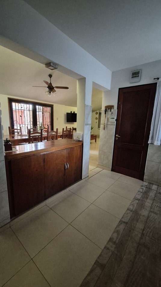 VENTA - IMPORTANTE PROPIEDAD - ZONA SARAVI Y AYACUCHO