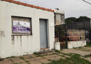 VENDEMOS CASA A MEJORAR CALLE CAMPAMENTO DEL CALA